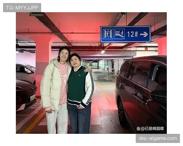 李盈莹机场里的那顿早午餐，直接把我的钱包羞到了角落